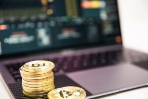 今すぐビットコインなどの仮想通貨に投資を始めたい｜即日口座開設できる取引所を紹介